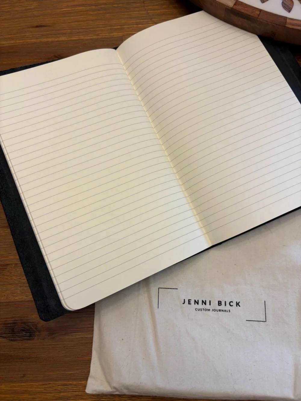 Jenni Bick elastic smooth